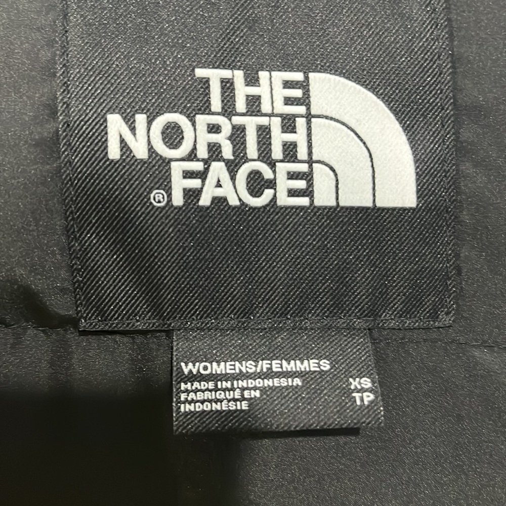 The North Face Women's Downtown Parka - Picture 7 of 7